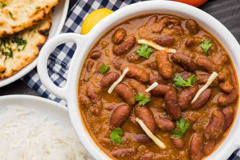 Une casserole Punjabi Rajma Masala Recette en Prethi Cuisinière à pression électrique Recette Indienne Traditionnelle